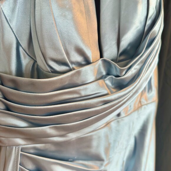 Halter Neckline Long Column Dress by LaDivine - M - Picture 5 of 6